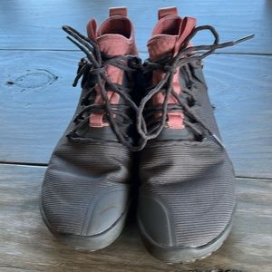 VivoBarefoot shoes - size 7.5 / 38